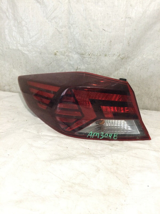 2020 Hyundai Elantra  Sedan Rear Left Driver Side  Tail Light Assembly