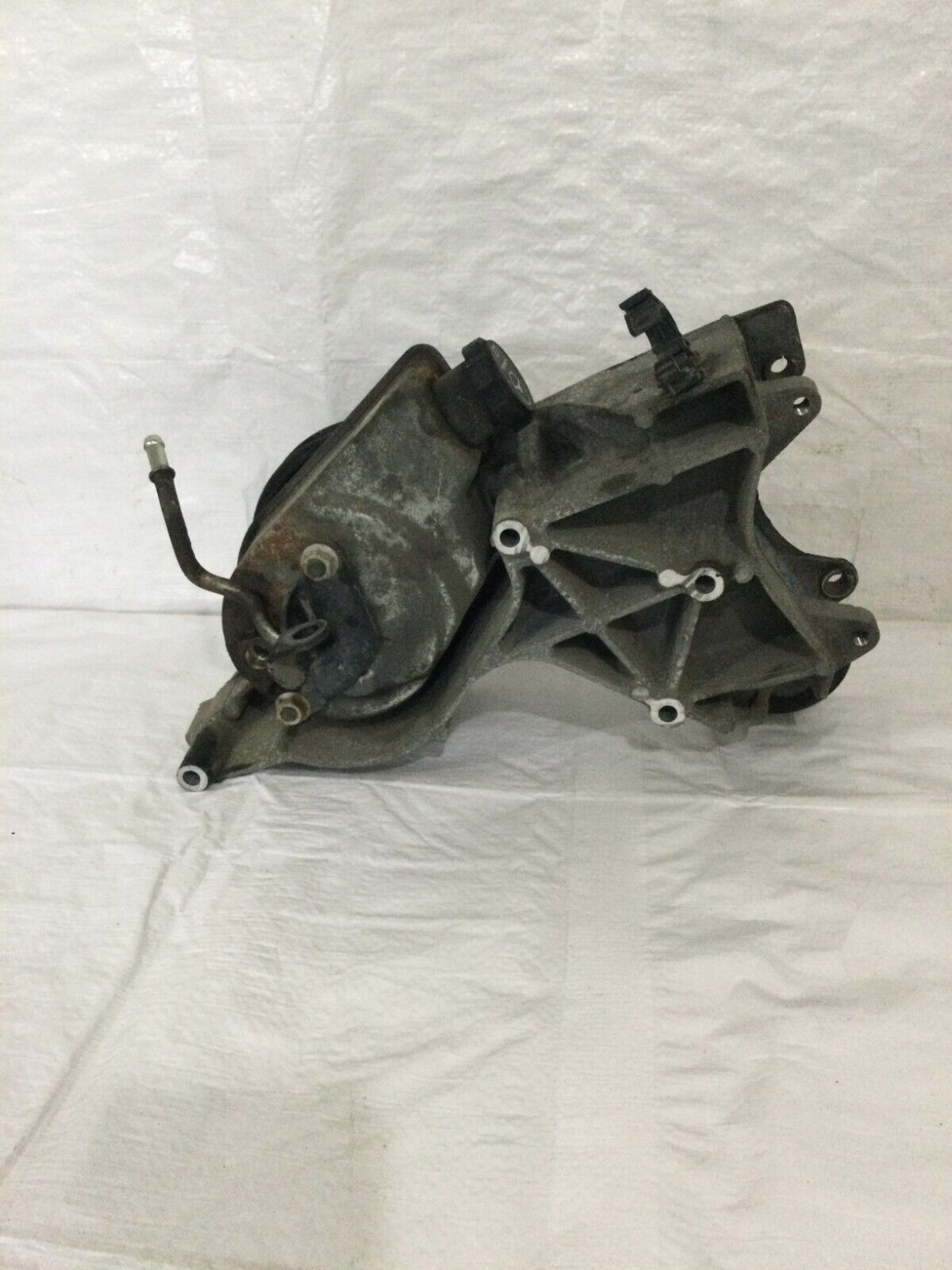 2007-2008 GMC Sierra 1500 Power Steering Pump 6.0L OEM 