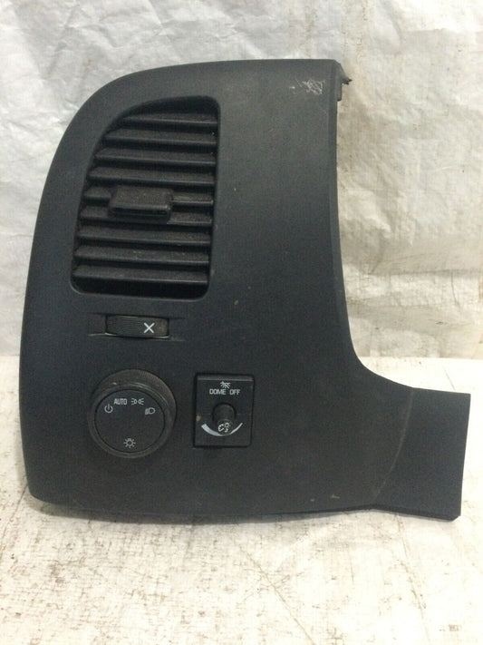 2007-2013 Chevy Silverado Headlight Switch w/ Vent Bezel Trim OEM 25905506