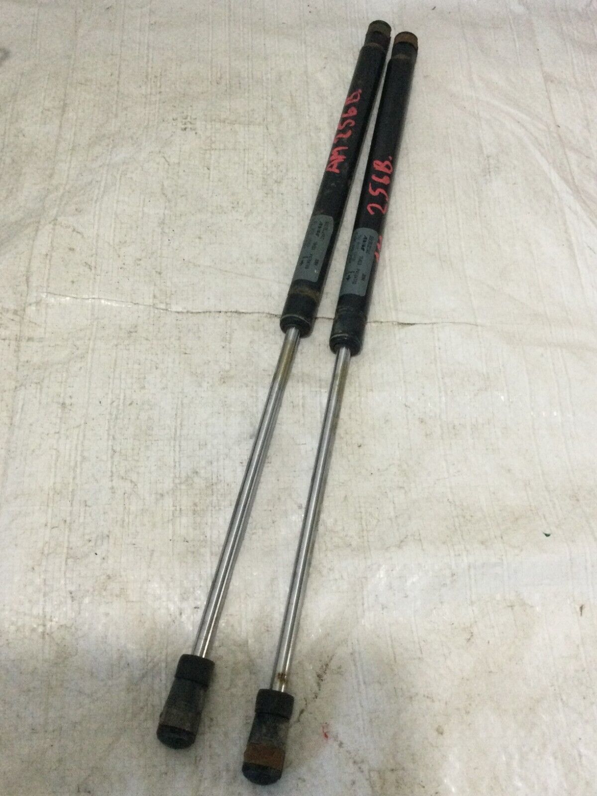 2004-2007 Dodge Ram 1500 2500 3500 Hood Shock Strut Set OEM 55276321AC