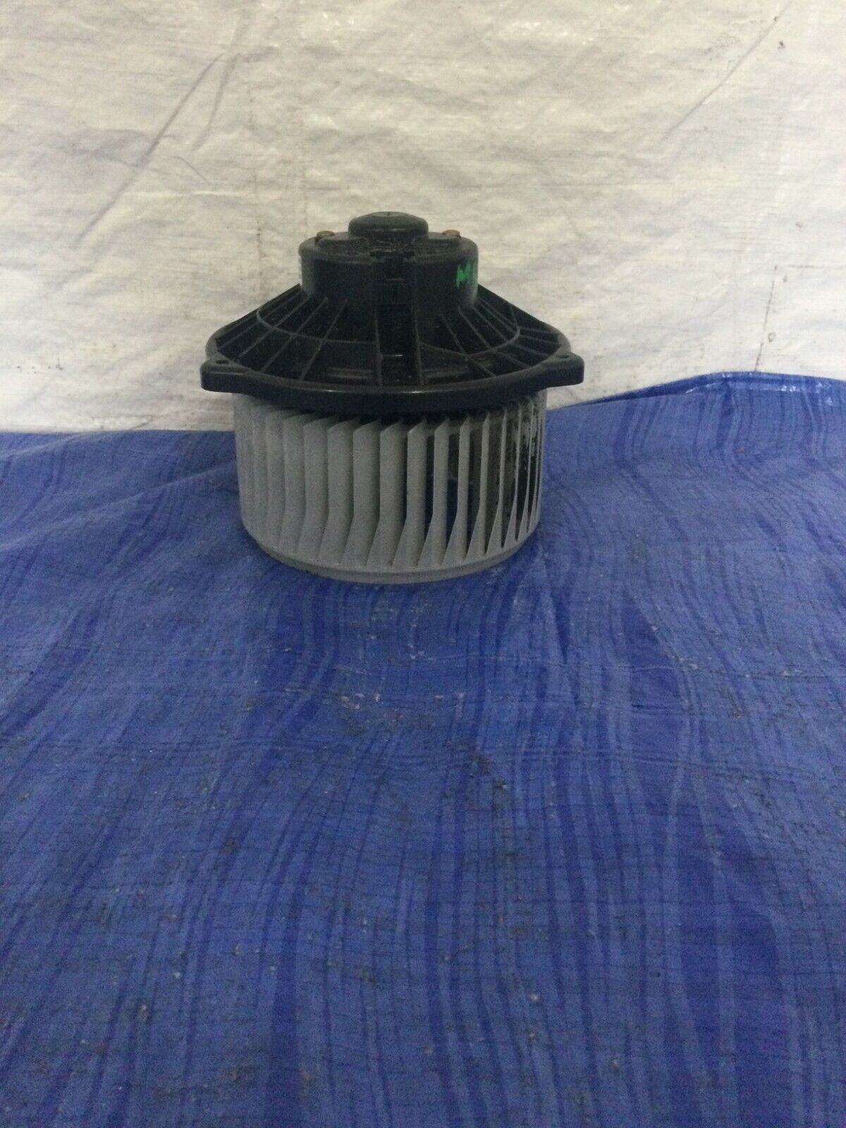 2004 Toyota Sienna A/C Heater Blower Motor OEM