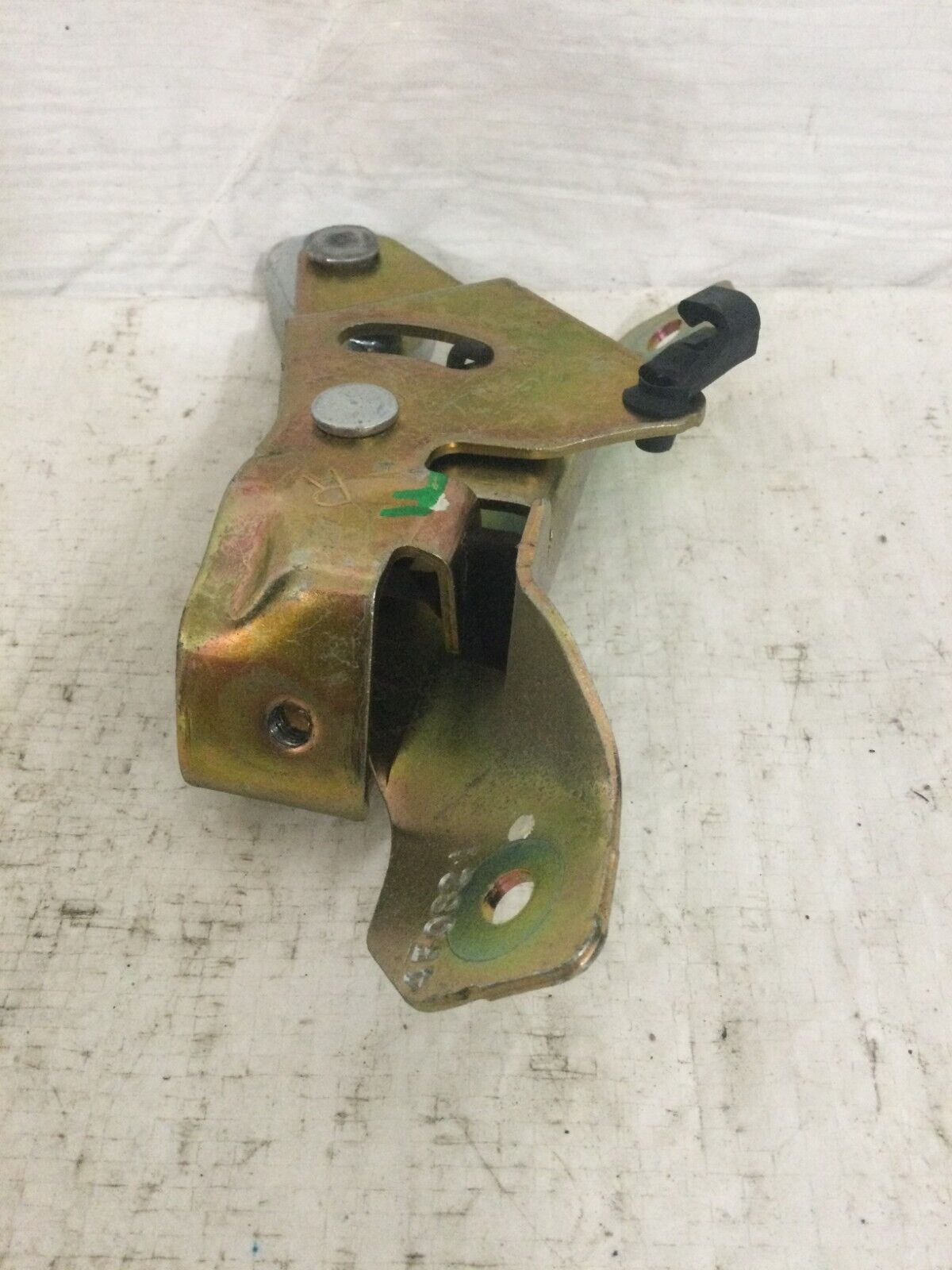 2004 Dodge Ram 1500 Front Right Door Hinge OEM