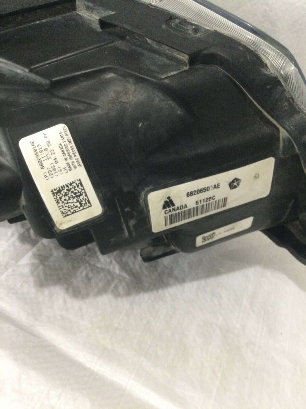 2020 Dodge Grand Caravan Left Driver Side Headlight Halogen 68206501AE Black