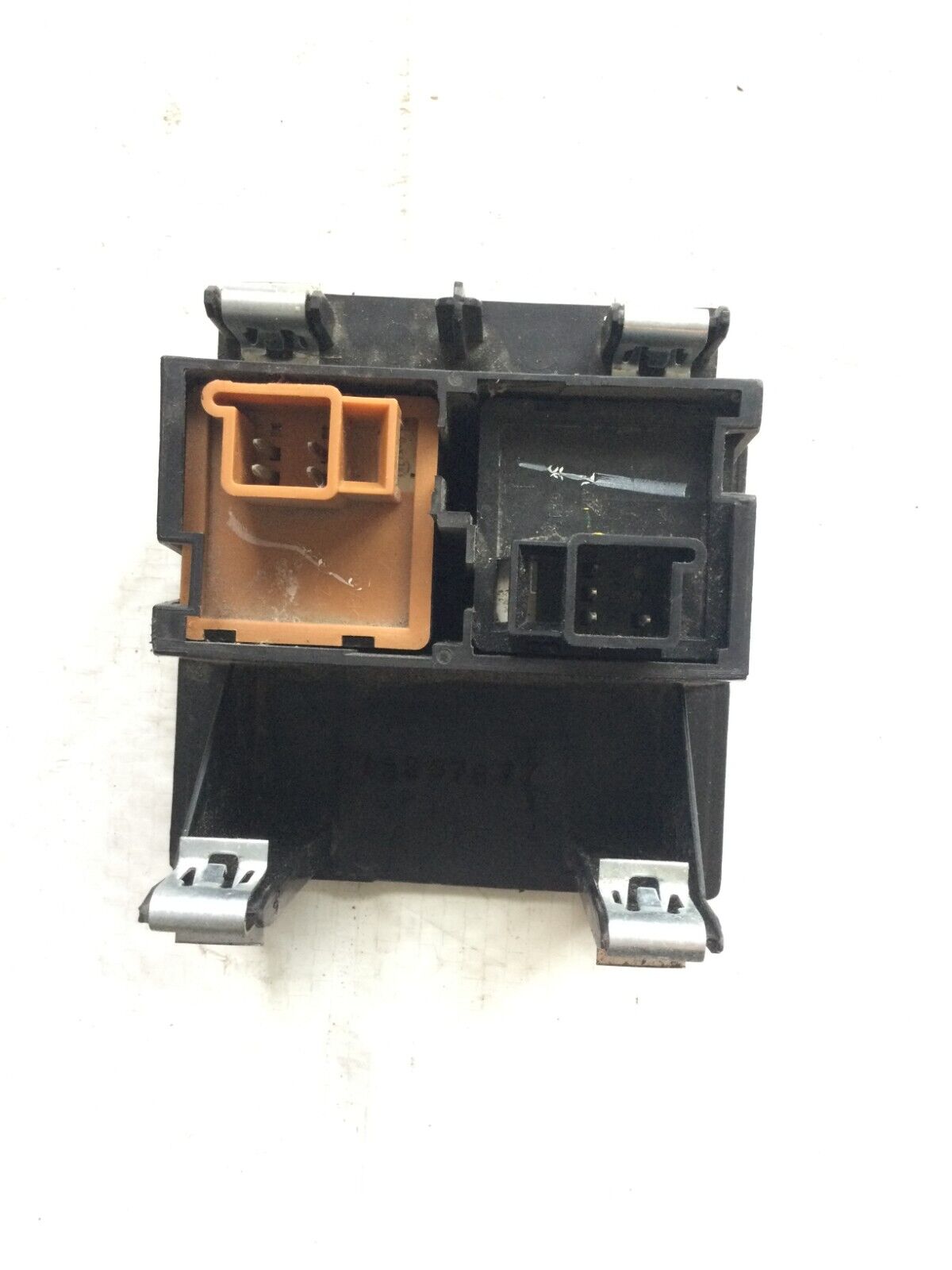 2003-2006 Cadillac Escalade Park Assist Traction Control  OEM