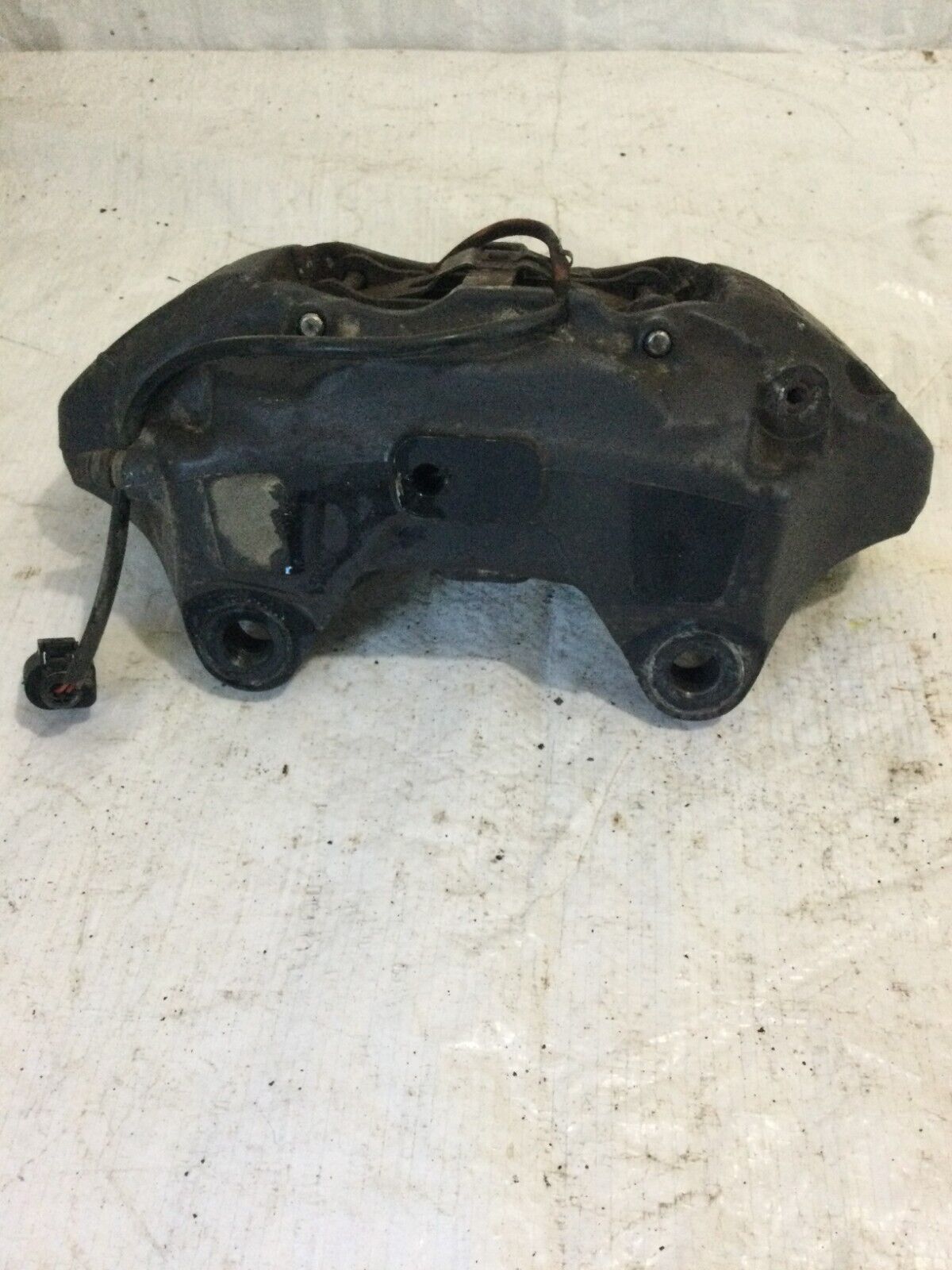 2004-2010 Volkswagen Touareg Front Left Brembo Brake Caliper OEM