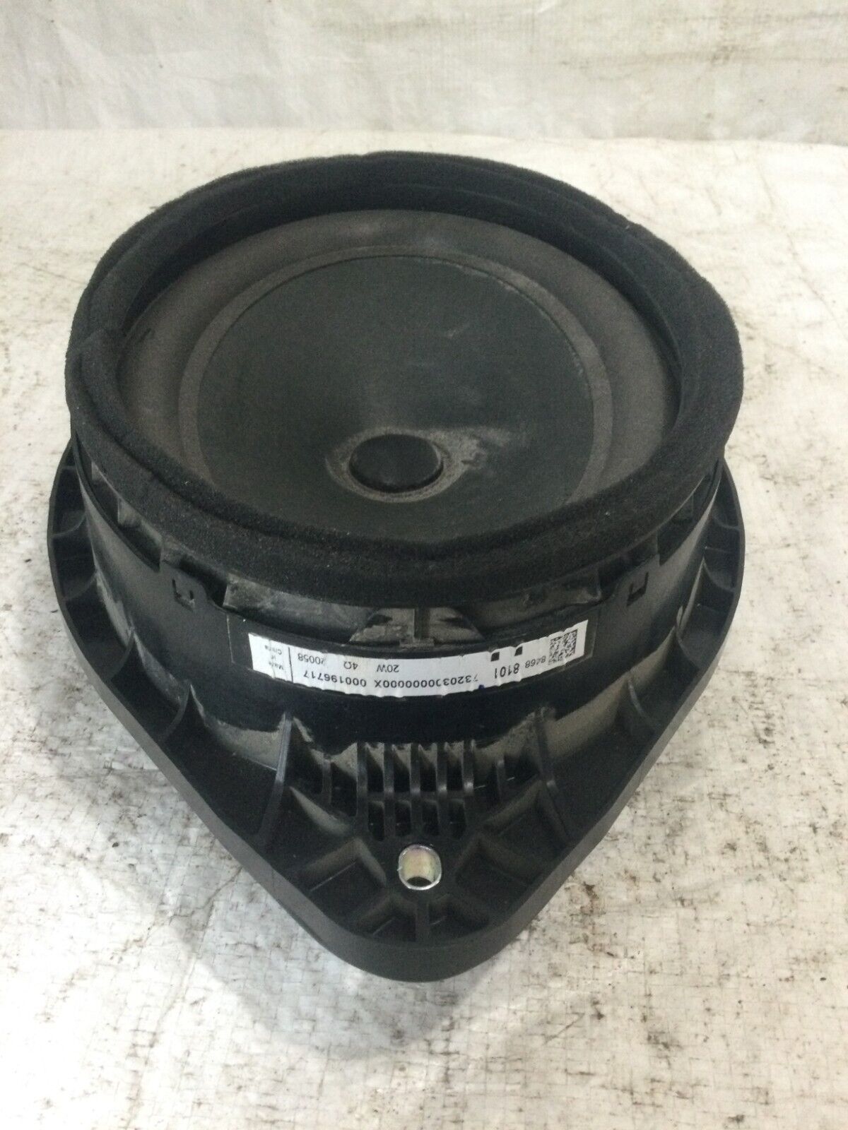 2020-2021 Chevrolet Silverado 1500 Front Right Door Speaker 84688101 OEM