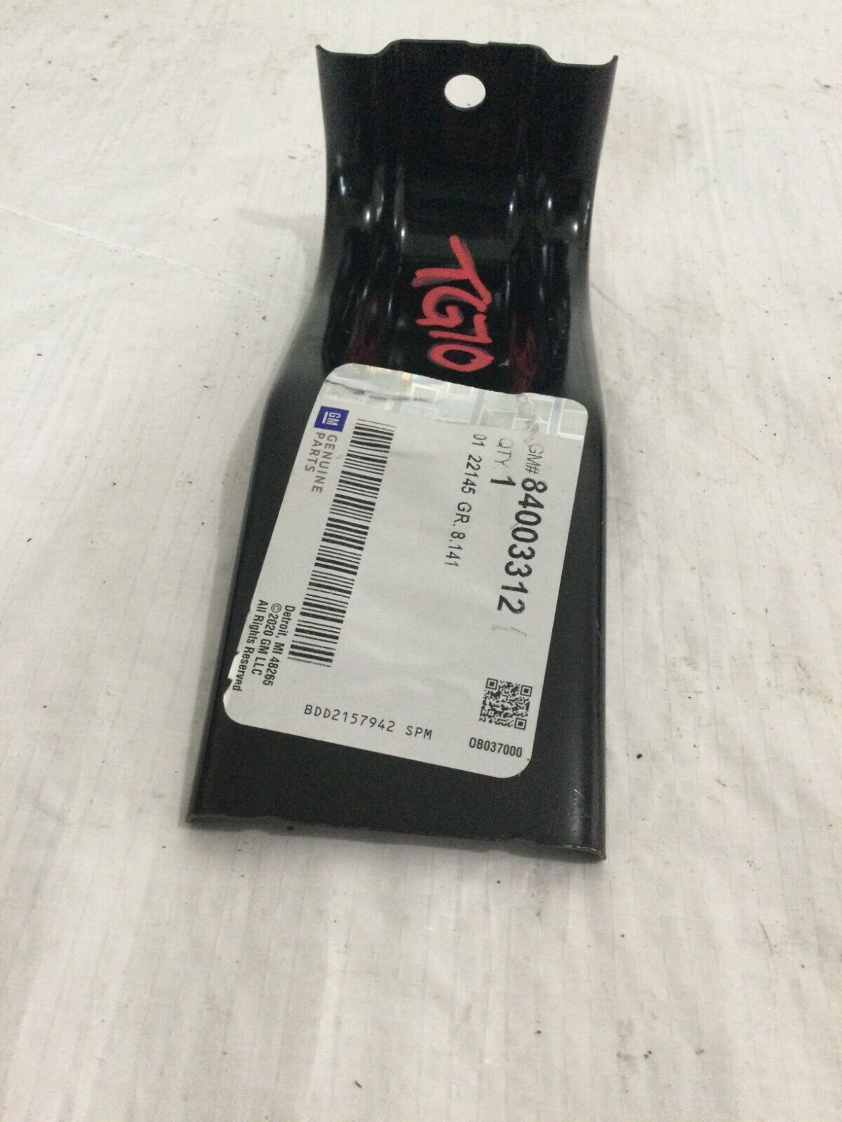 2021 Chevrolet Silverado 1500 Front Fender Upper Bracket OEM 84003312