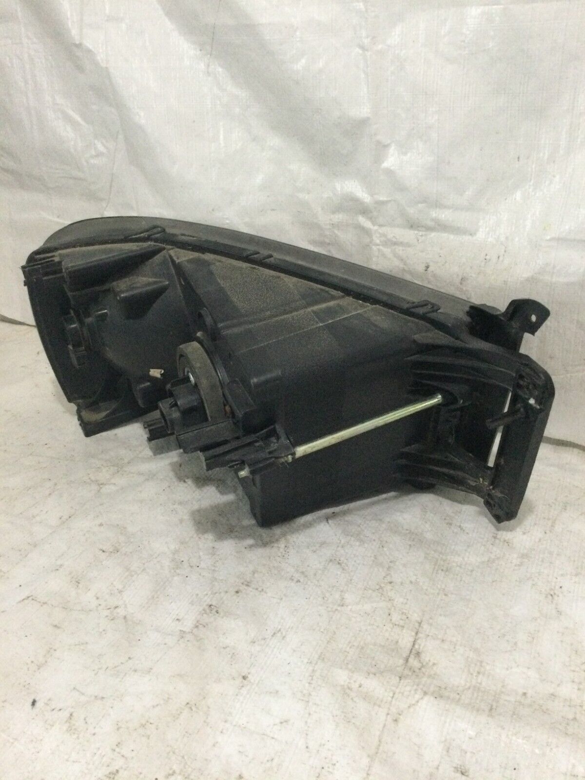 2004 Dodge Ram 1500 Black Headlight Left Driver Side OEM ( DAMAGE TAB )