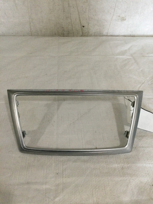 2014 Mercedes Benz GL350 Dashboard Radio Chrome Trim Bezel OEM 16906985