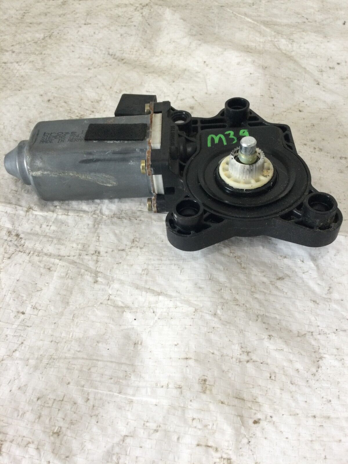 2004 Mercedes Benz S430 Rear Right Power Window Motor OEM