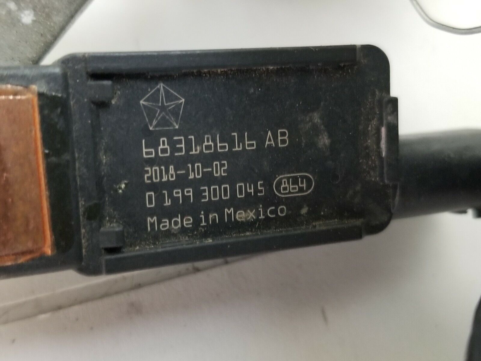 2007 Jeep Compass Battery Temperature Sensor W/ Relay 56029766AC OEM