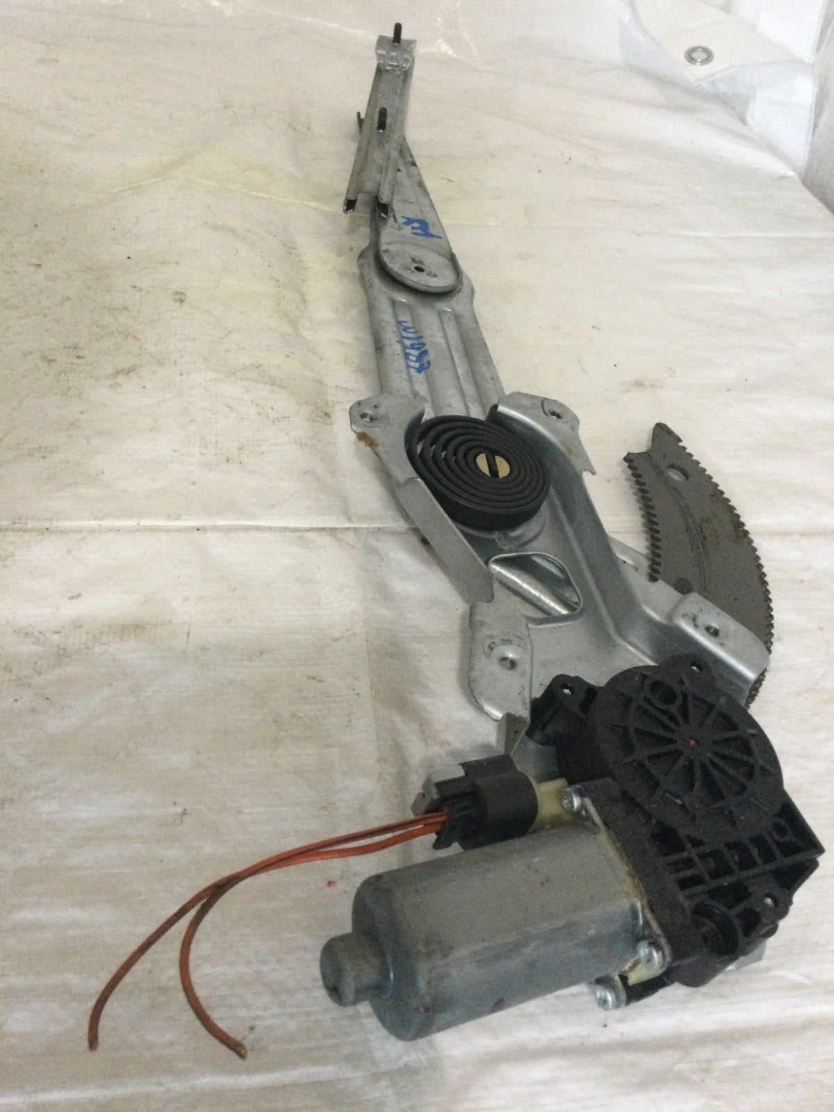 2007 Dodge Ram 1500 Front Right Door Window Regulator W/ Motor OEM 6004PA1074