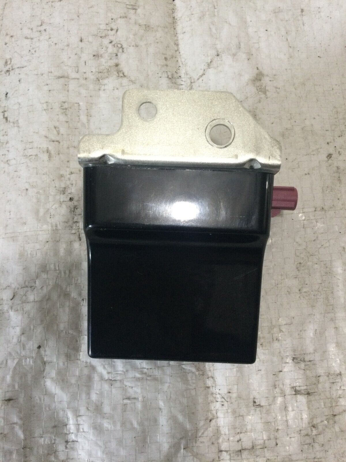 2019-2022 Dodge Ram 1500 Radio Antenna Assembly OEM 68293977AA