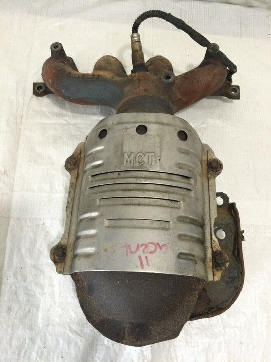 2011 Hyundai Accent Exhaust Manifold Assembly OEM 1.6L