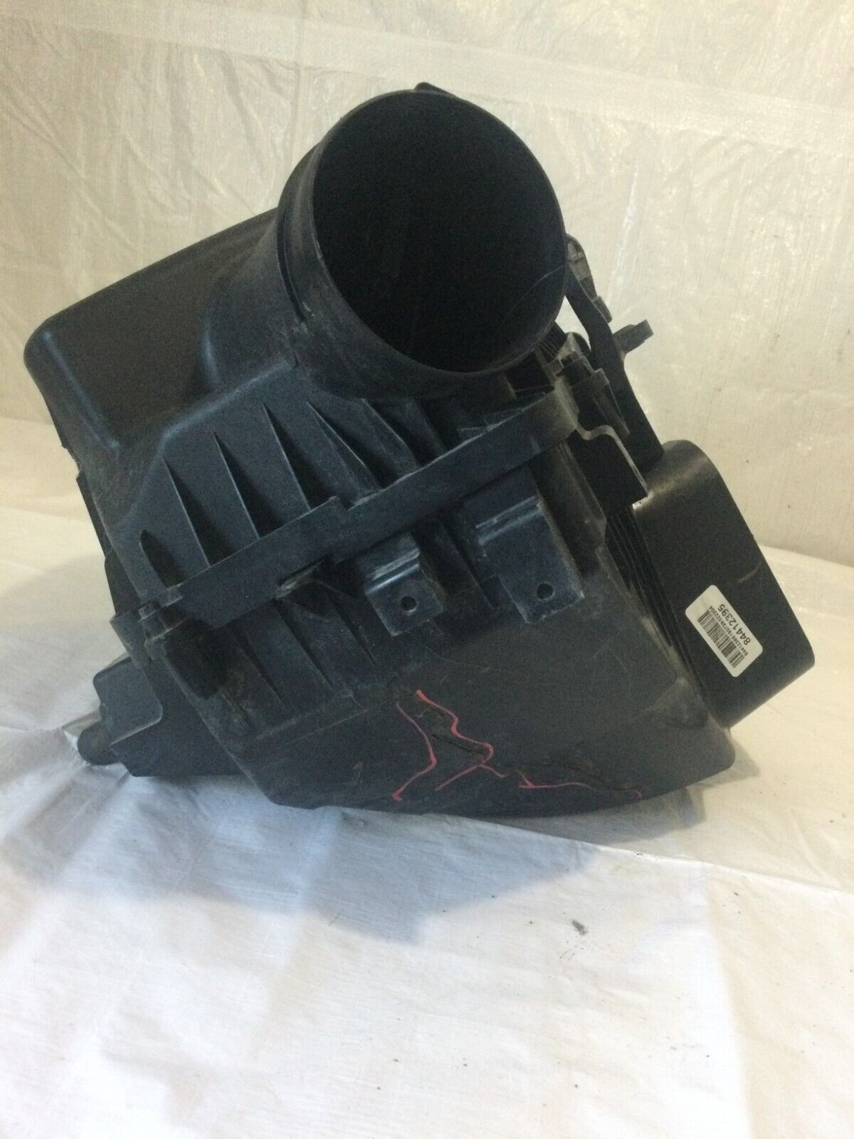 2019-2021 Chevy Silverado 1500 5.3L Air Cleaner Filter Housing OEM 84412395