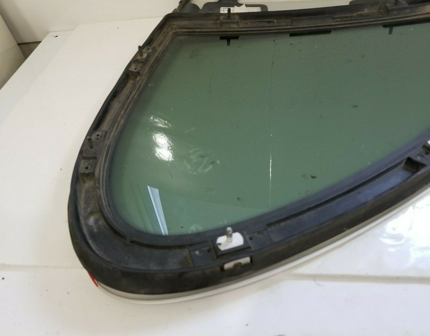 2005 Porsche Cayenne Quarter Window Glass Right Passenger Side Tinted OEM RH
