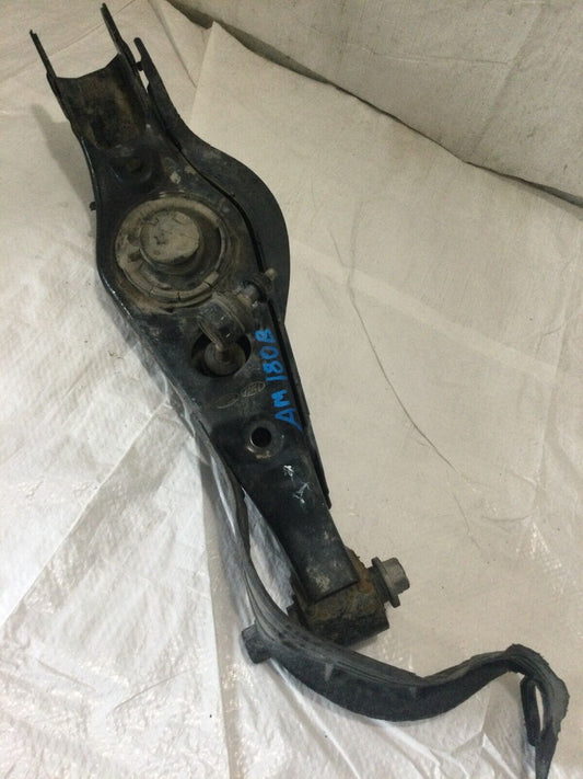 2016-2019 Kia Sorento Rear Left Lower Control Arm OEM