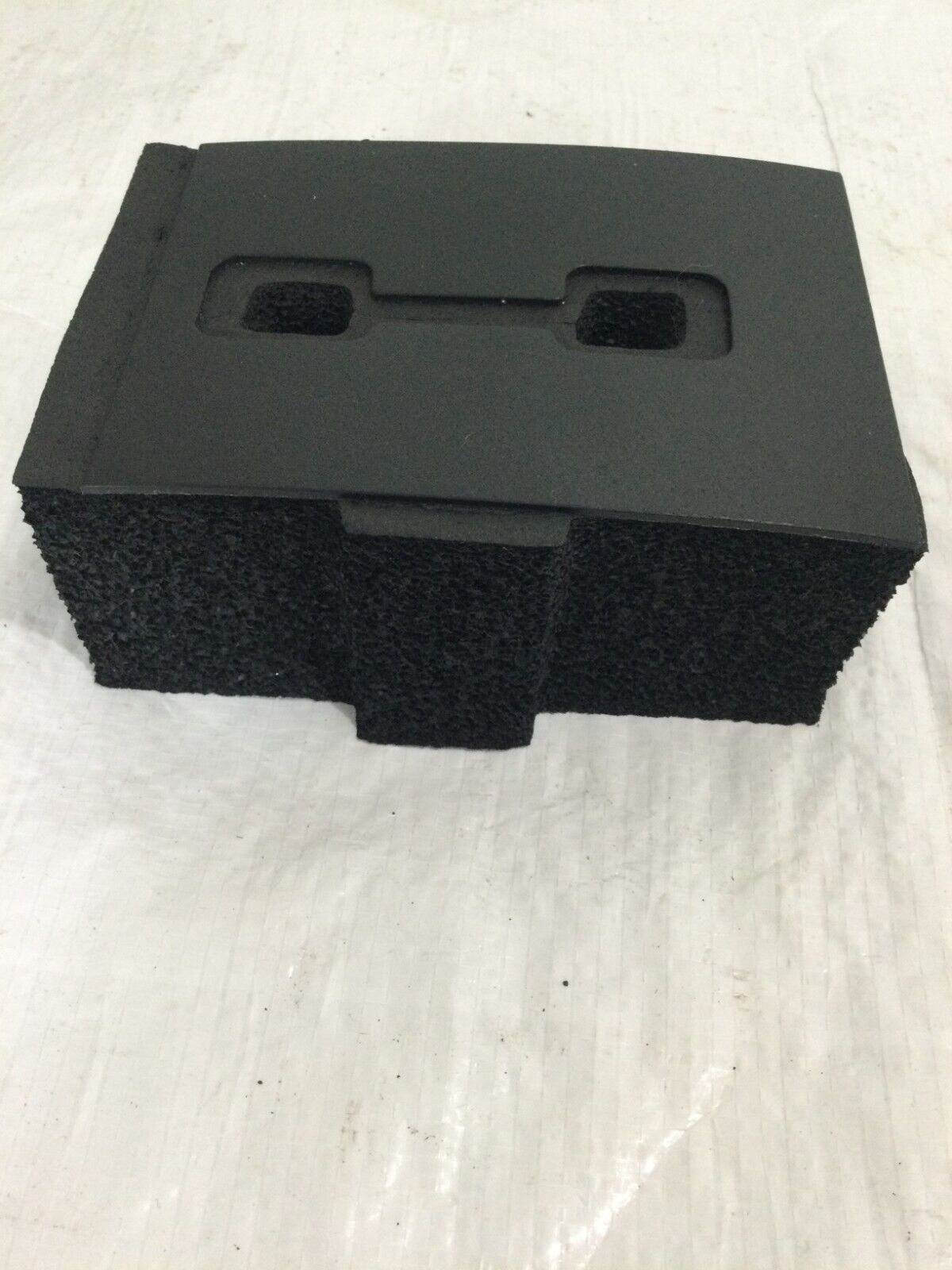 2019-2021 Chevrolet Silverado 1500 Access Cover 84606315