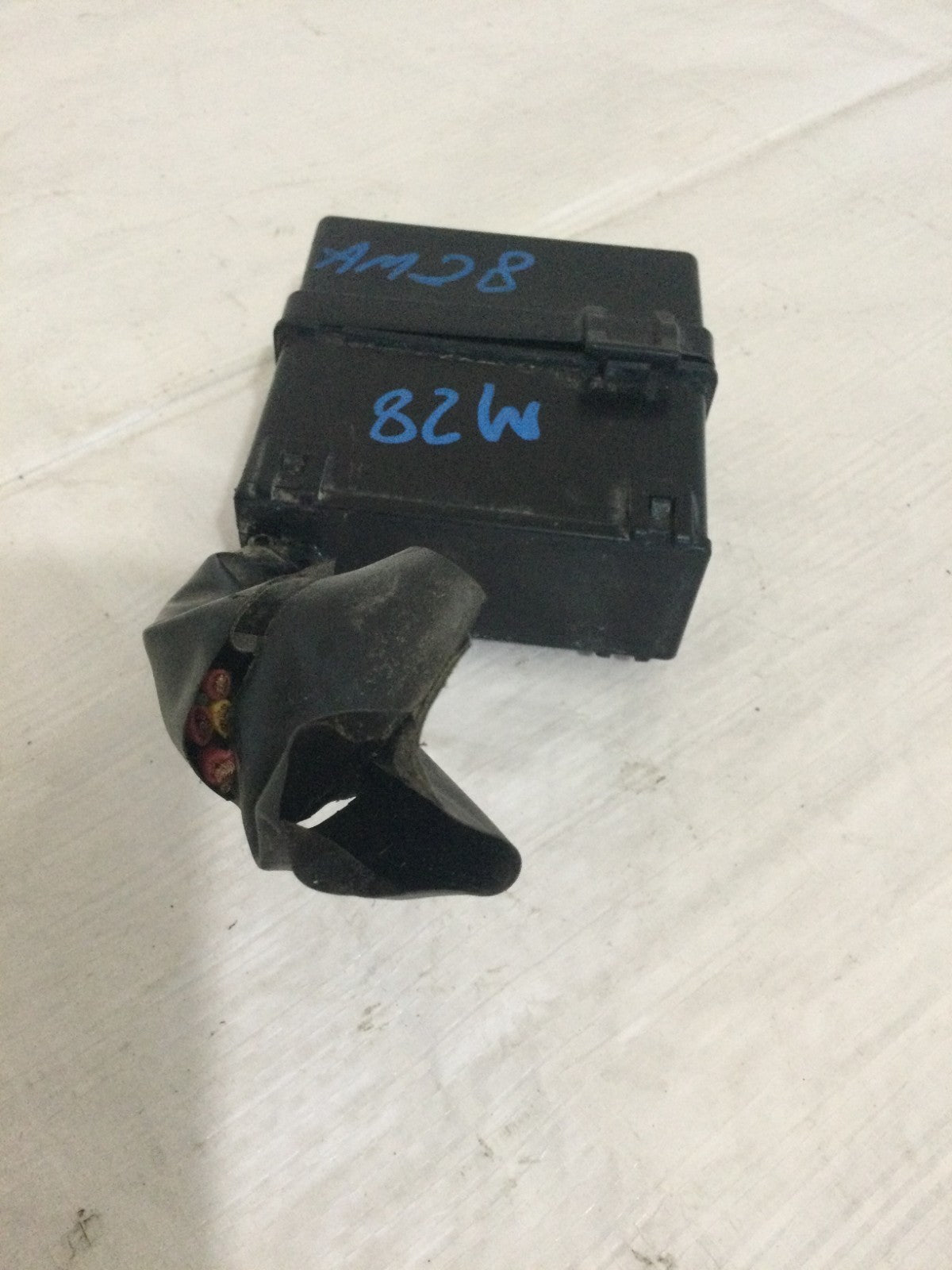 2012 Infiniti G37 Engine Cooling Fan Motor Relay Fuse Box OEM 25230 7995A