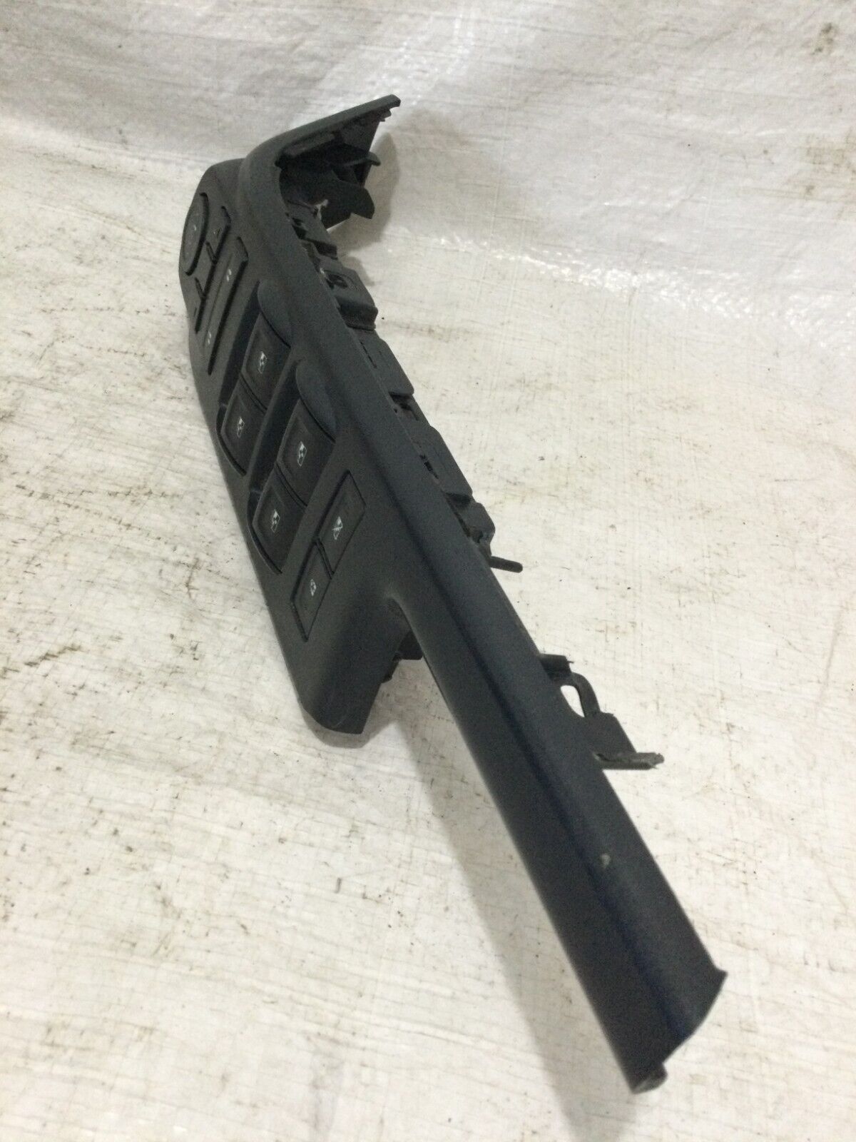2018 Chevrolet Silverado 1500 Front  Left Driver Side Power Window Switch OEM