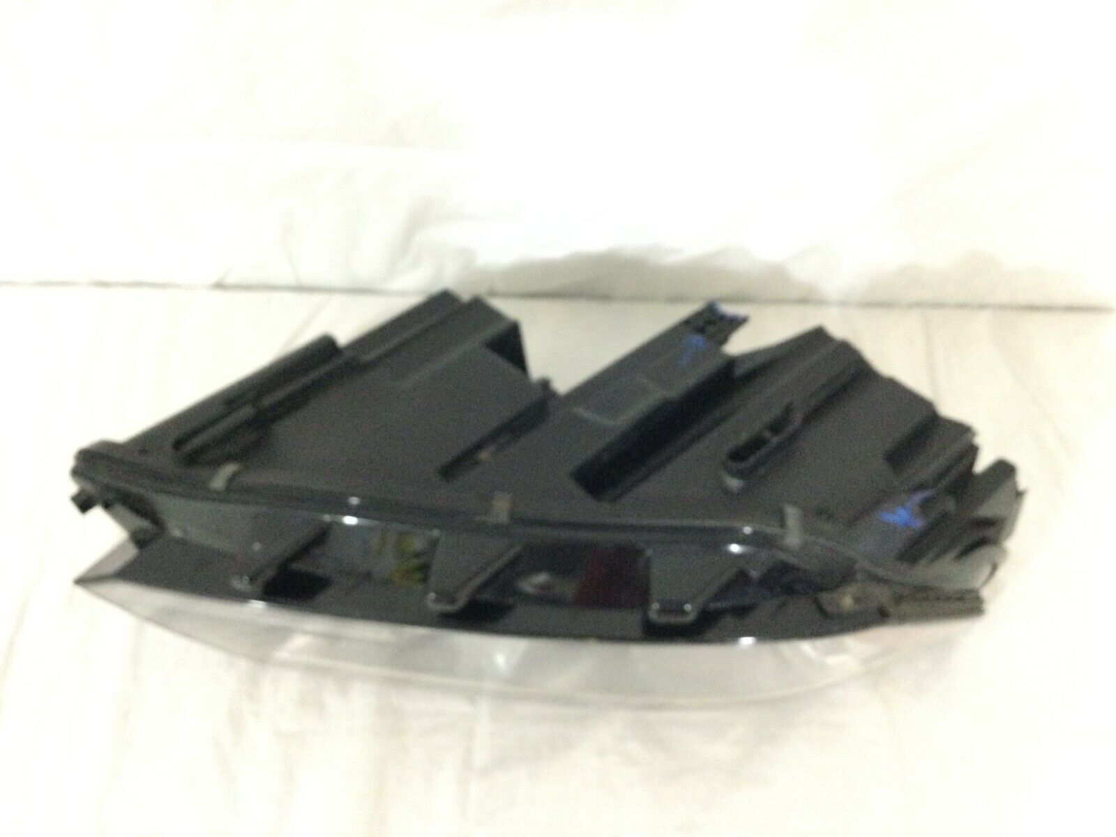 2016-2019 Volkswagen Passat Halogen Headlight Right Passenger Side RH OEM
