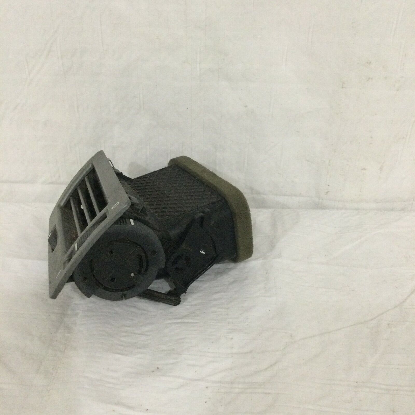 2006 BMW E65 750LI Dash Air Vent Left Driver Side Grille Grill OEM