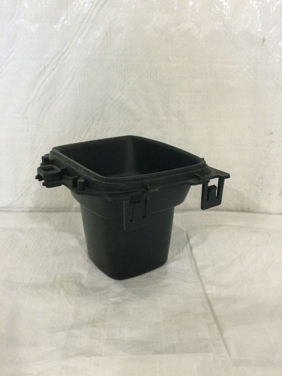 2019 Buick Regal Sportback Preferred II Center Console Cup Holder OEM 13485263
