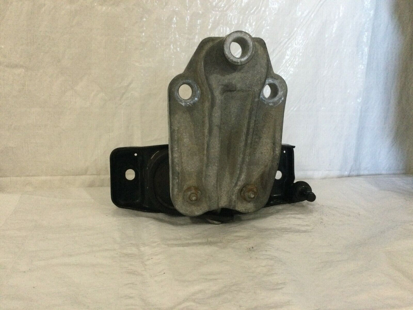 2017 Dodge Grand Caravan 05273994AB Engine Motor Mount OEM
