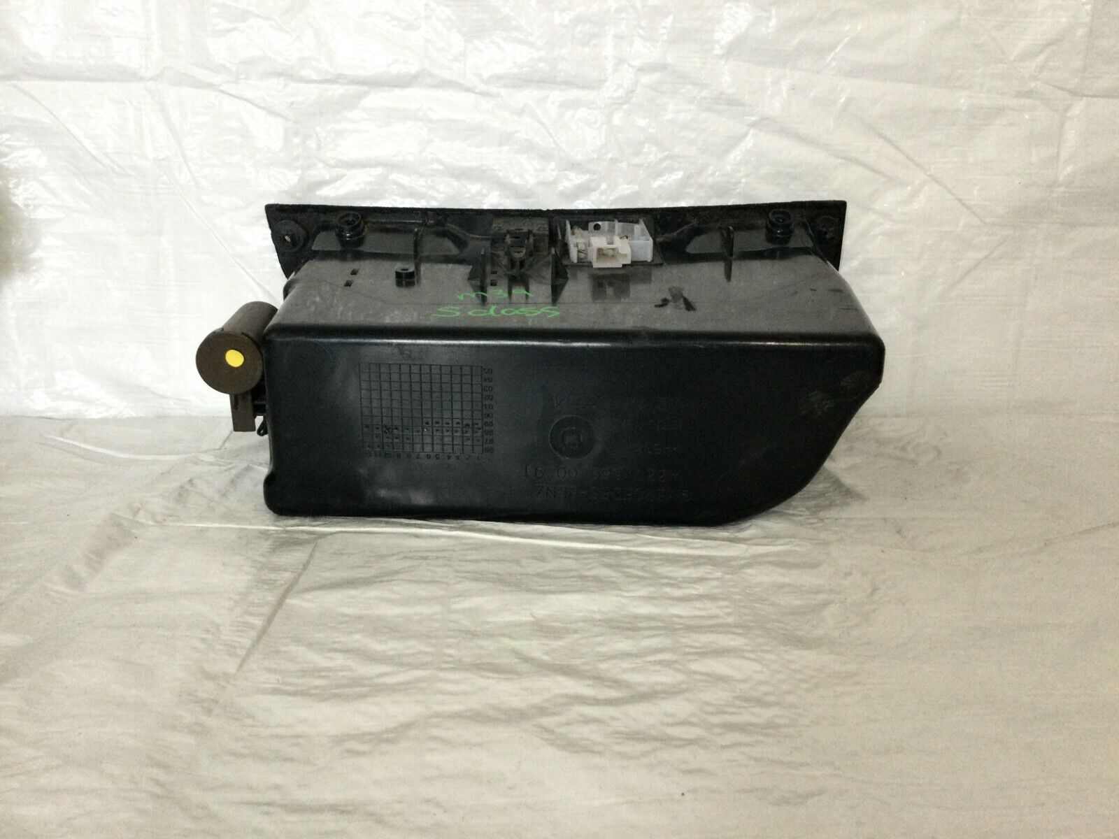 2004 Mercedes Benz S430 Dashboard Glove Box Storage Compartment W/O LID OEM