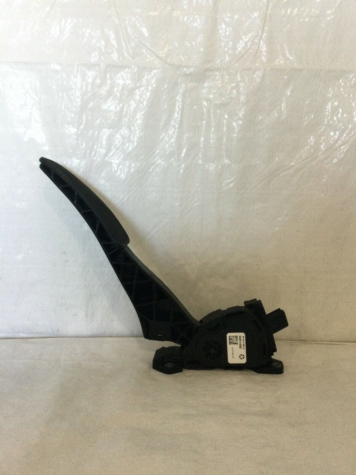 2017 Dodge Grand Caravan Accelerator Gas Pedal OEM 05281418AD