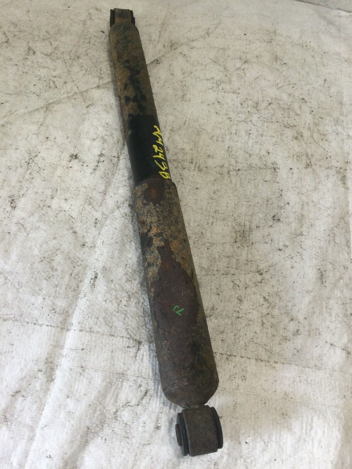 2006 GMC Sierra 2500 Right Rear Shock Absorber OEM