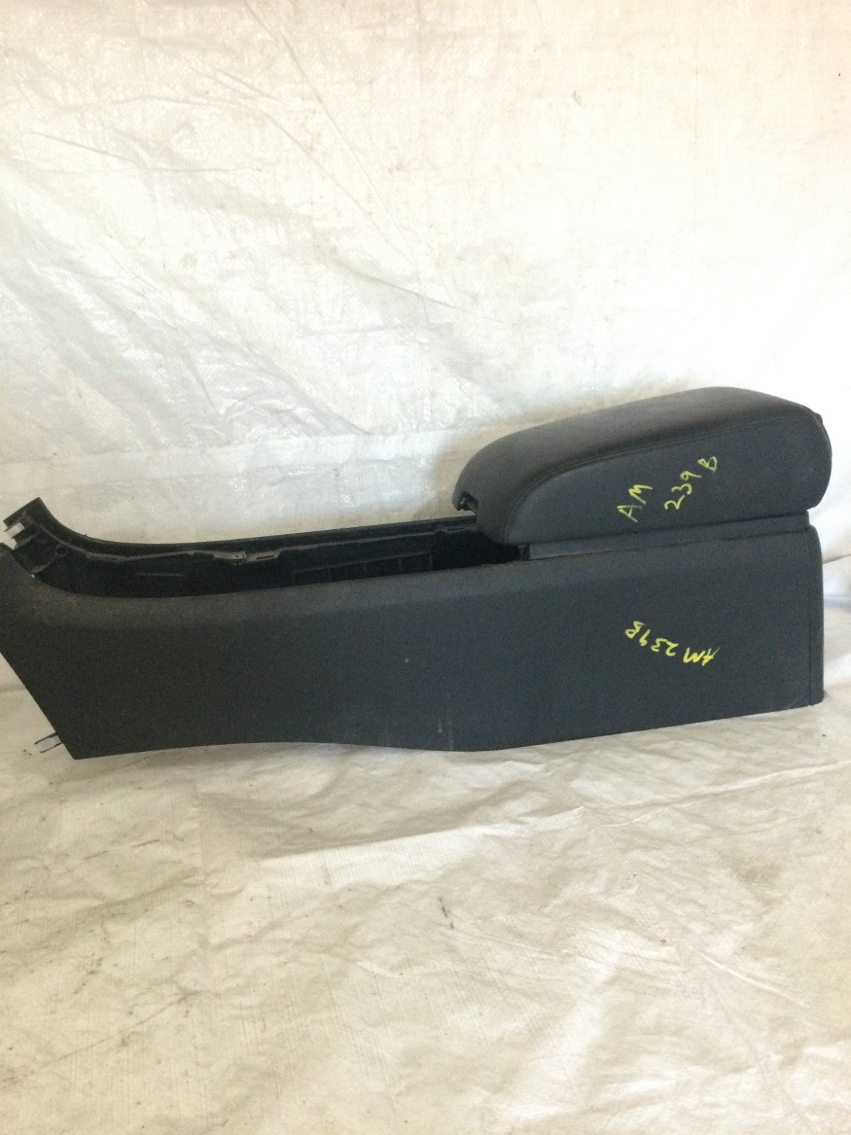 2007 Infiniti G35 Front Floor Console OEM