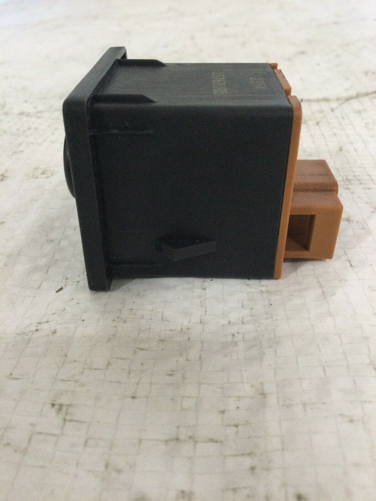 2002-2006 Cadillac Escalade EXT Rear Parking Assist Aid Switch Object Module OEM