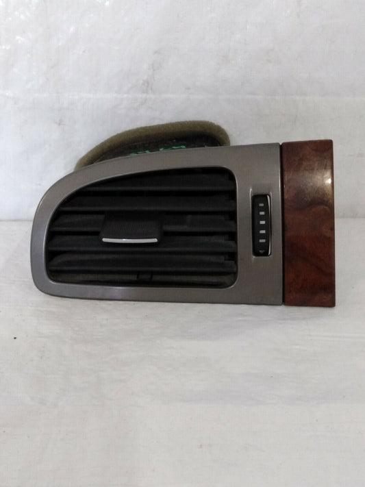 2008 Chevrolet Avalanche 1500 Left Driver Side Air Vent OEM 25868194