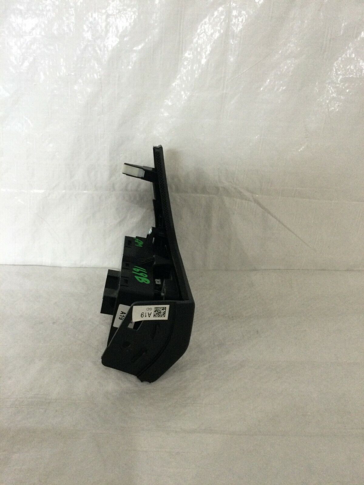 2016-2017 Hyundai Elantra GT Lamp Dimmer Switch Panel W/ Trim OEM 84730-A5000
