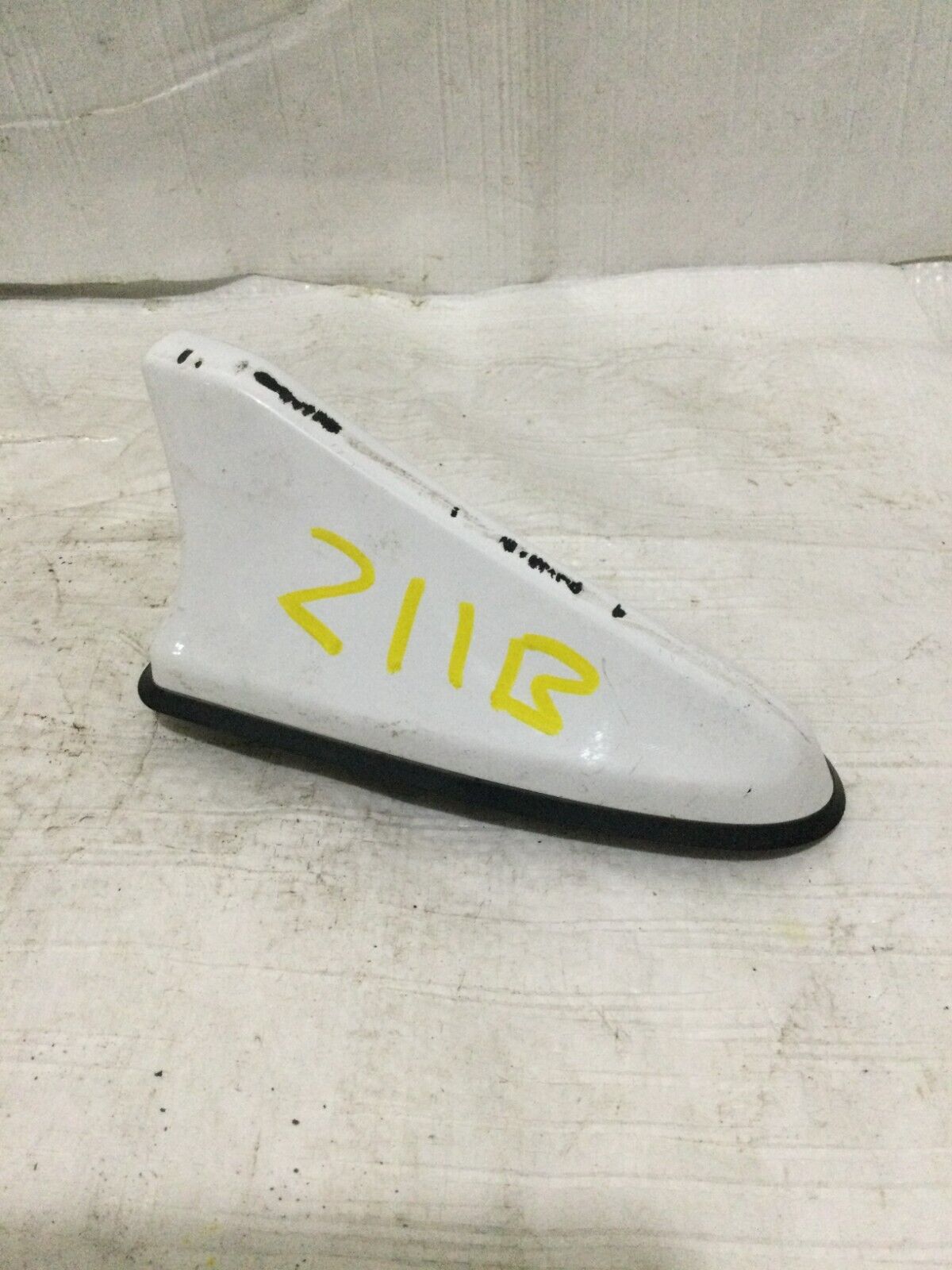 2017-2019 Hyundai Elantra Roof Shark Fin Antenna 96210-F2100W OEM