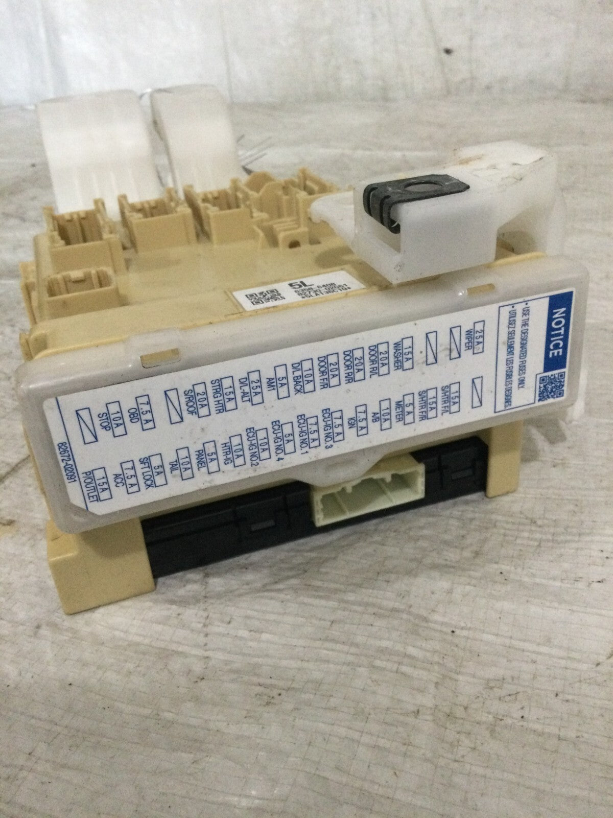 2017 Toyota Corolla Junction Box with Multiplex Network Module OEM 82730-02G61
