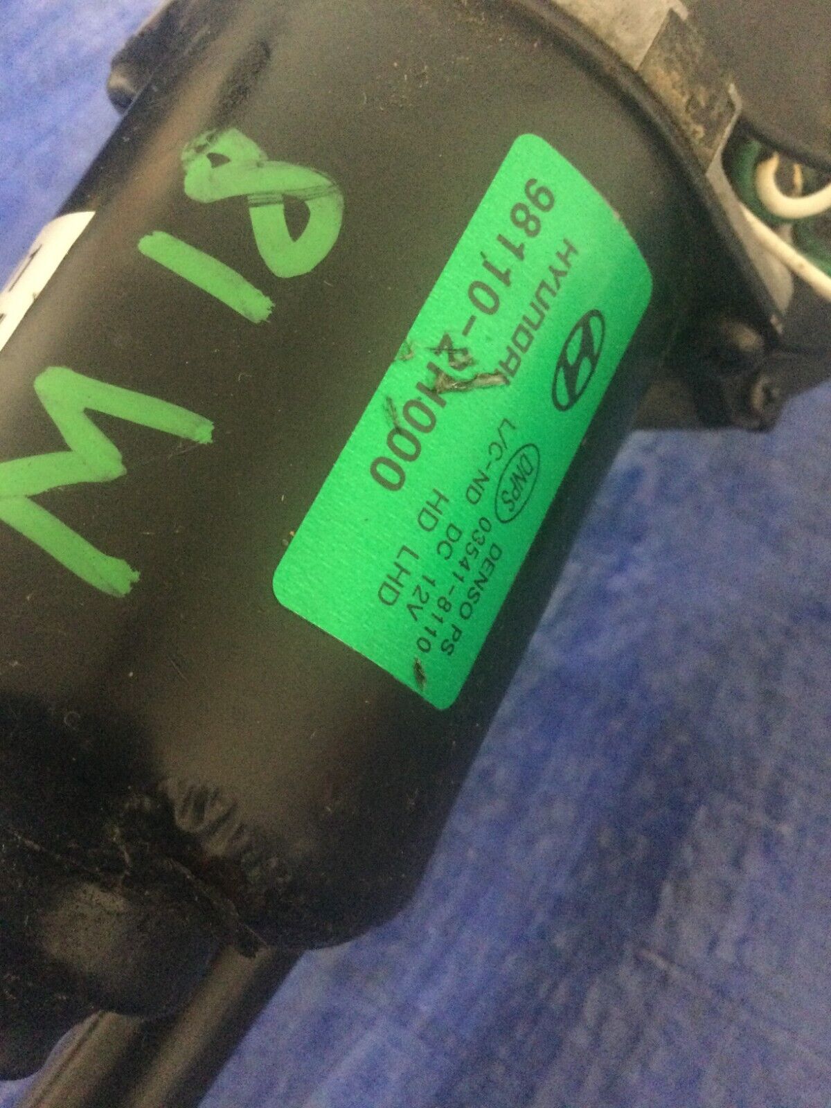 2007-2010 Hyundai Elantra Windshield Wiper Motor W/ Linkage OEM  03541-8110