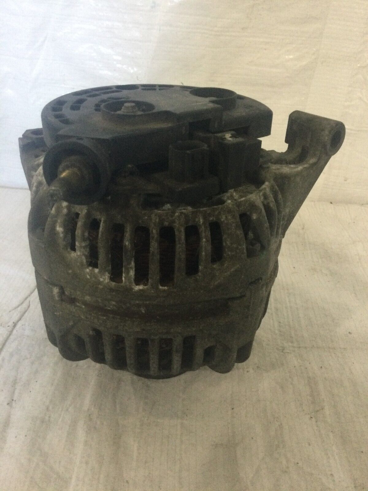 2003-2004 Dodge Ram 1500 Alternator Motor 5.7L 56041120AC