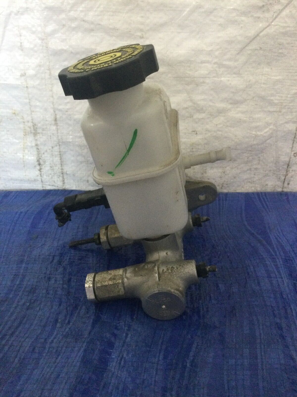 2007 Hyundai Elantra Master Brake Cylinder W/ Reservoir OEM