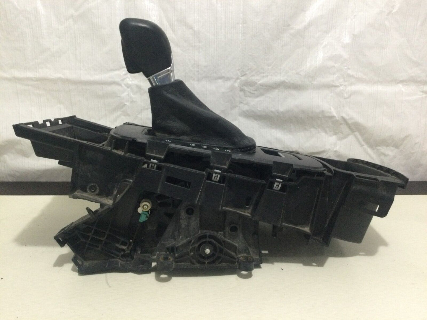 2017-2019 Ford Escape Floor Shifter Gear w/ Center Console Bezel Trim OEM