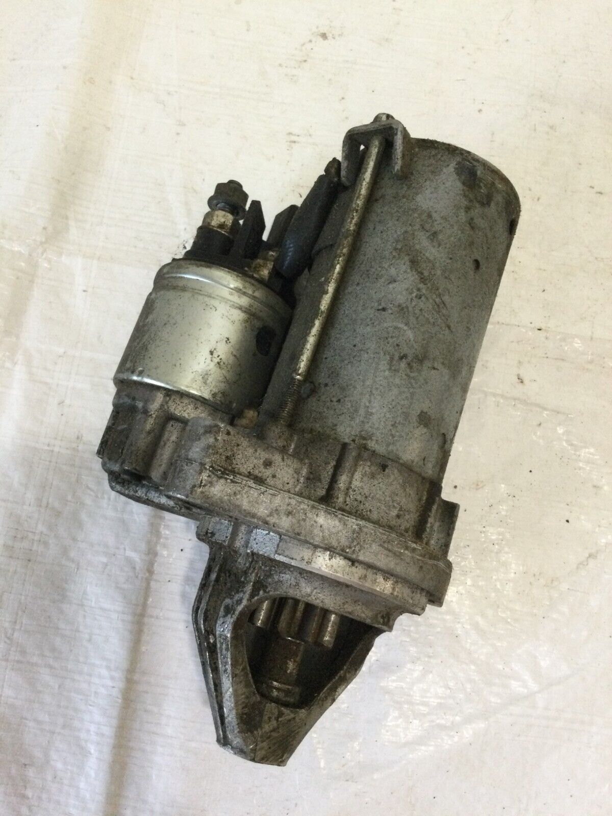 2004 BMW 745i Engine Starter Motor OEM 4.4L