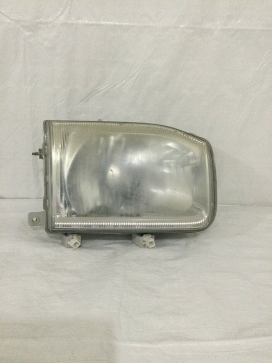 2002 Nissan Pathfinder Right Passenger Side Headlight OEM RH