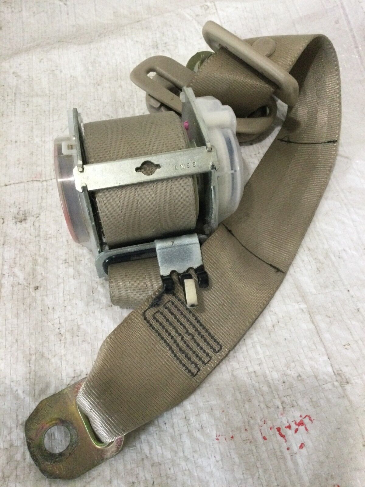 2003 Toyota Highlander Rear  Right Passenger  Side Seat Belt  OEM