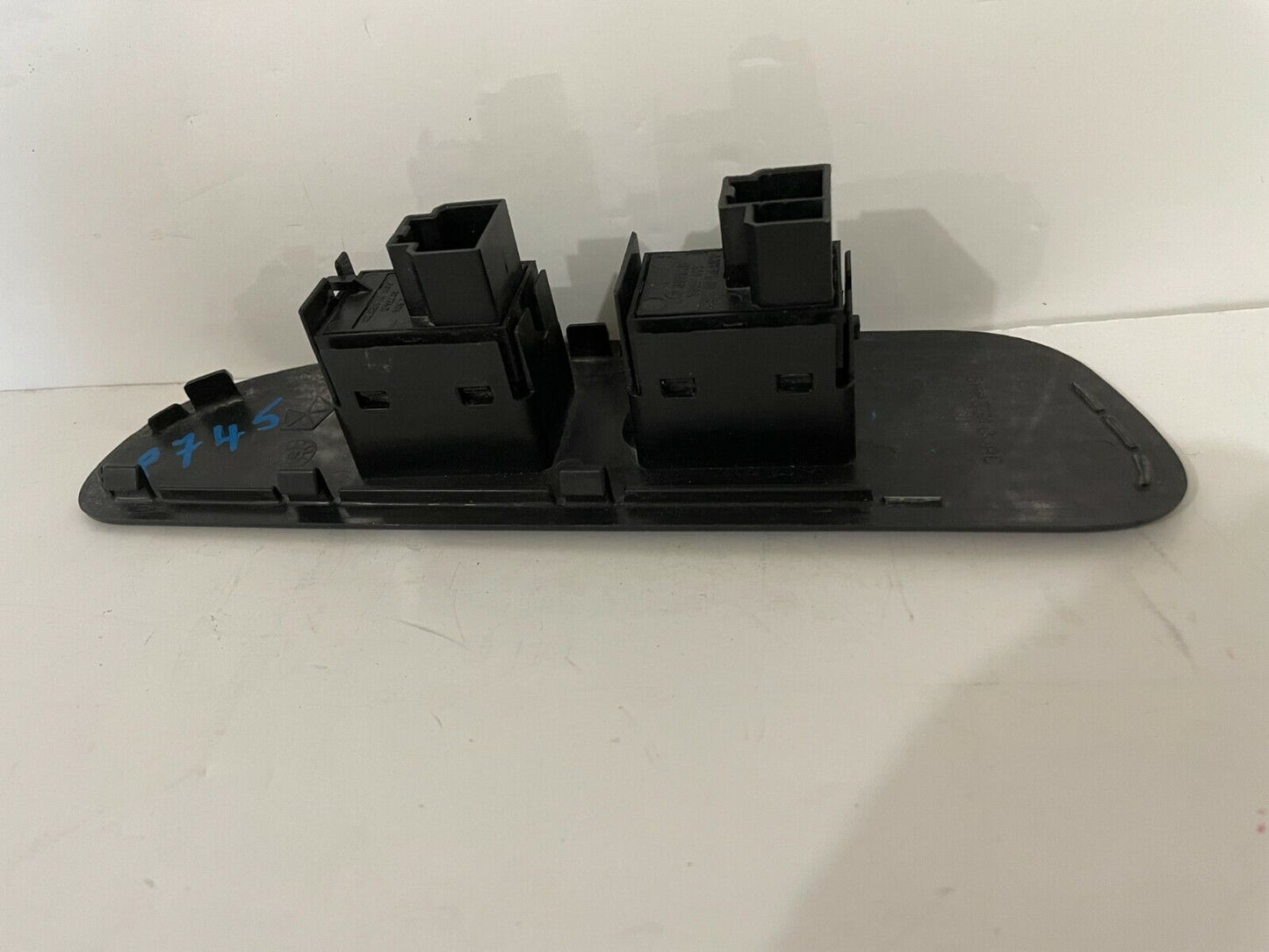 2003 Dodge Ram 3500 Front Right Passenger Window Switch OEM