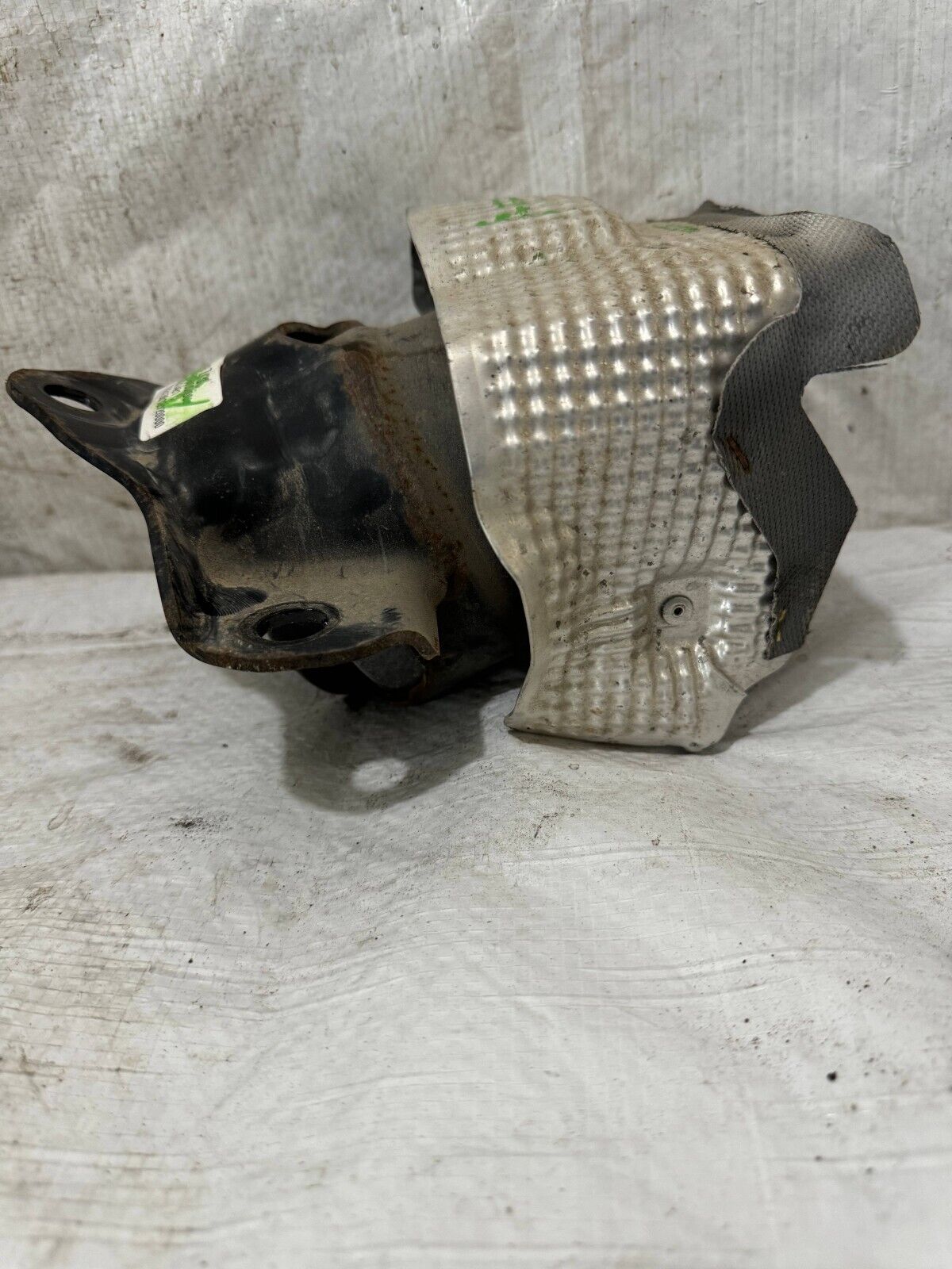 2019 Chevrolet Silverado 1500 Engine Frame Mount 84497435 OEM