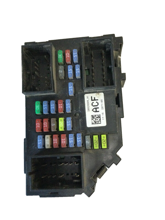 2012 Chevrolet Silverado 2500HD Fuse Box Relay  Control Module 20828609  OEM