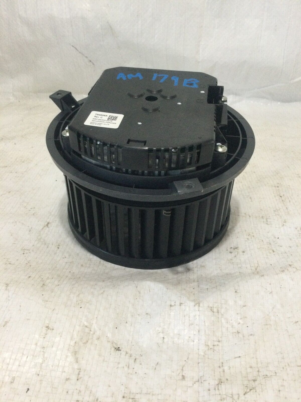 2017 GMC Sierra 1500 A/C Heater Blower Motor Fan  DRF-84A34-001A OEM