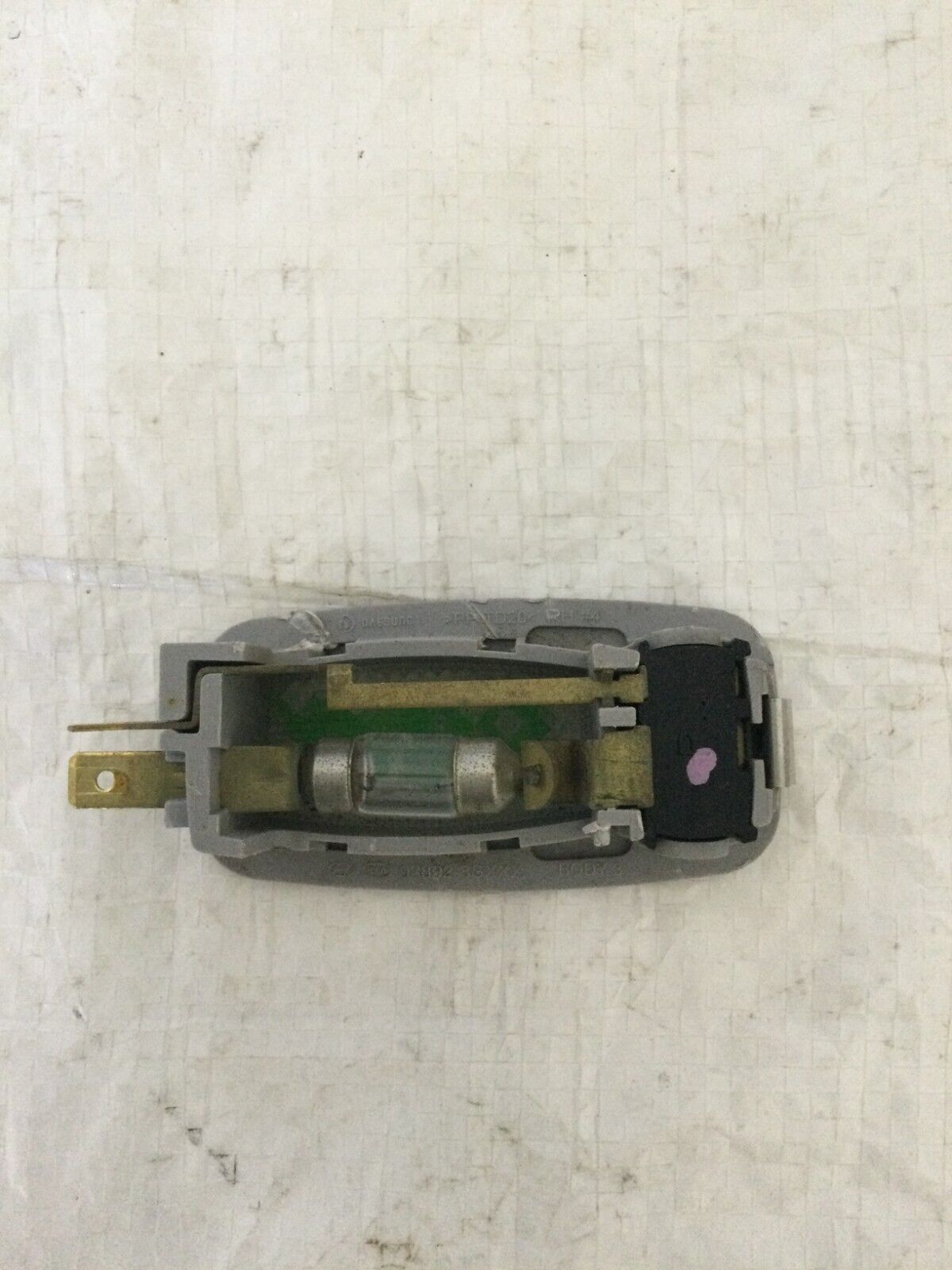 2017-2019 Hyundai Elantra Right Passenger Sun Visor Switch OEM 