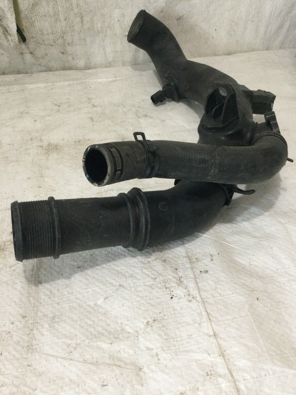 2019 Ford Escape Intercooler Hose Pipe OEM